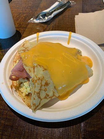 Unraveling the Magic: Dining at the Magic Pan at Denver International Airport